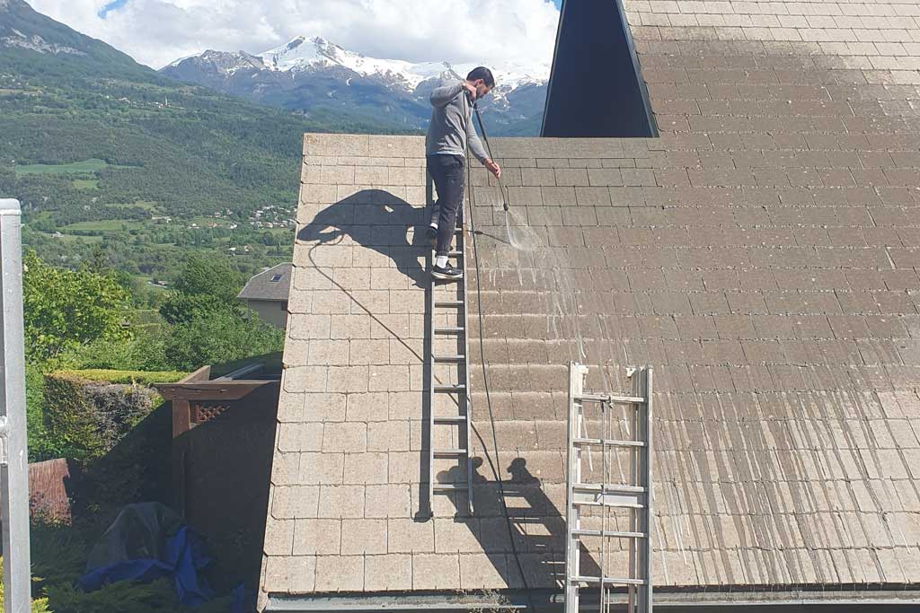Application traitement hydrofuge imperméabilisant toiture — protection gel cycles gel-dégel, Embrun Hautes-Alpes
